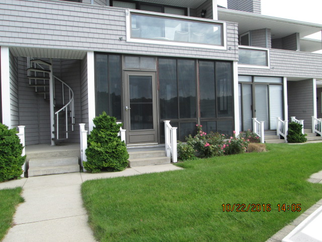Real estate pentwater mi for sale